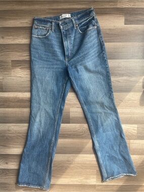 Abercrombie & Fitch ‘70s Ultra High Rise Vintage Flare Jeans